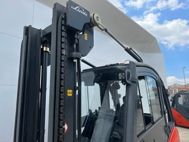 Linde H40D-02